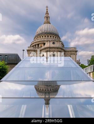 06.23.23. London, United kingdom. St Pauls cathedral is most popular touristical church in London city. Splendid interior spaces and amazing arts on t Stock Photo