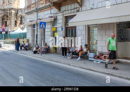 Pula, Croatia. 27th June, 2023. Robbie Williams Fans are seen front of the Arena waiting for tonight's concert of Robbie Williams, in Pula, Croatia, on June 27, 2023, Photo: Srecko Niketic/PIXSELL Credit: Pixsell/Alamy Live News Stock Photo