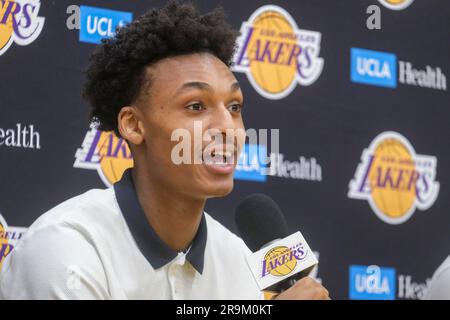 Los Angeles Lakers draft pick Maxwell Lewis speaks during the NBA  basketball team's news conference in El Segundo, Calif., Tuesday, June 27,  2023. (AP Photo/Damian Dovarganes Stock Photo - Alamy