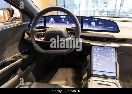 Lucid air interior hi-res stock photography and images - Alamy