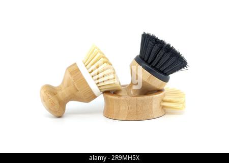 https://l450v.alamy.com/450v/2r9mh5x/multiple-dish-brushes-for-scrubbing-dishes-or-other-hard-to-clean-surfaces-isolated-on-white-background-highly-detailed-perspective-image-2r9mh5x.jpg