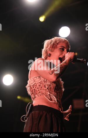 Rome, Italy. 27th June, 2023. California of Coma Cose during the Un Meraviglioso Modo di Incontrarsi Tour 2023, at Rock in Roma, 27 June 2023, Rome, Italy. Credit: Independent Photo Agency/Alamy Live News Stock Photo