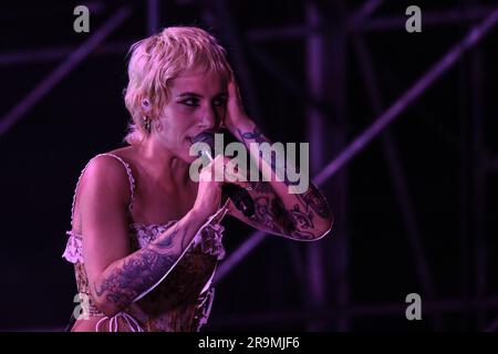 Rome, Italy. 27th June, 2023. California of Coma Cose during the Un Meraviglioso Modo di Incontrarsi Tour 2023, at Rock in Roma, 27 June 2023, Rome, Italy. Credit: Independent Photo Agency/Alamy Live News Stock Photo