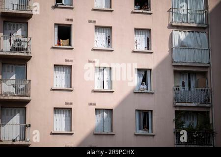 Marseille, France. 28th June, 2023. Illustration (with people) of Benza district in Marseille on June 28, 2023. Photo by Eliot Blondet/ABACAPRESS.COM Credit: Abaca Press/Alamy Live News Stock Photo