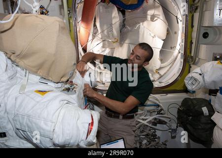 Astronaut Sultan Alneyadi prepares Extravehicular Mobility Units (EMUs ...
