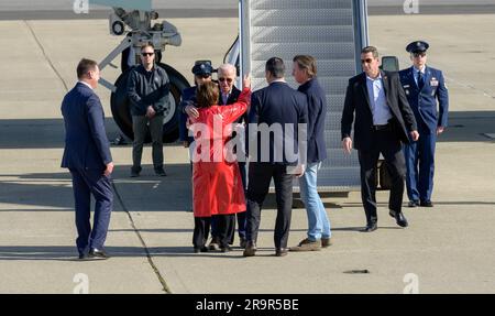 U.S. President Joe Biden Arrives Aboard Air Force One at Moffett Federal Airfield. Biden was greeted by acting deputy center director, David Korsmeyer, Congresswoman Anna Eshoo, Senator Alex Padilla, and California Governor Gavin Newsom before boarding the Marine One helicopter to view consequences of flooding and other storm impacts along California’s central coast. Stock Photo