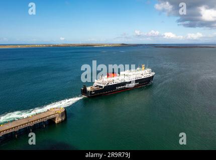The Caledonian Macbrayne ferry The Clansman departs from Tiree, inner Hebrides sailing to Oban, Scotland. Stock Photo