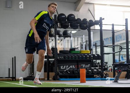 Lier, Belgium. 28th June, 2023. Union's Viktor Boone pictured during the physical tests of the players of Belgian first division team Royal Union Saint-Gilloise, at the Union training facilities in Lier, Wednesday 28 June 2023. BELGA PHOTO LUC CLAESSEN Credit: Belga News Agency/Alamy Live News Stock Photo