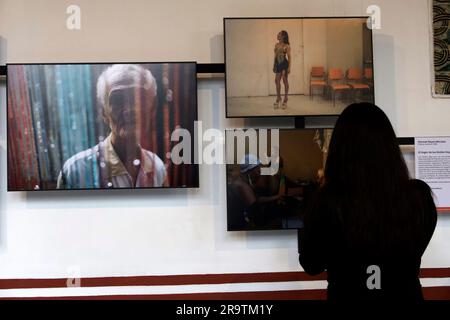 Mexico City, Mexico. 28th June, 2023. People visit the World Press Photo 2023 edition exhibition with themes of political, cultural, identity, migration and climate crisis conflicts, at the Franz Mayer Museum in Mexico City. on June 28, 2023 in Mexico City, Mexico (Credit Image: © Luis Barron/eyepix via ZUMA Press Wire) EDITORIAL USAGE ONLY! Not for Commercial USAGE! Stock Photo