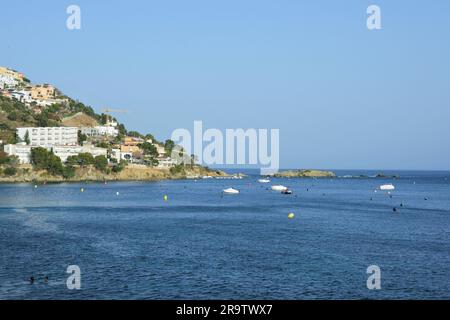 Canyelles Petites de Rosas beach in the Alt Emporda region of the province of Gerona, Catalonia, Spain Stock Photo