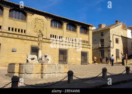 Old butcher's shop 'Antigua Carniceria', Plaza del Populo, Baeza, Jaen, Andalusia, Spain, Lion Fountain Stock Photo