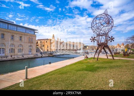 View of Birgu (Vittoriosa) from Valleta, Malta Stock Photo