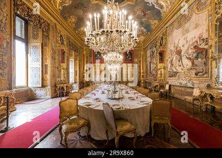 A festively set table in the small dining room, Sala da Pranzo, Palazzo Reale di Torino, Residence Palace of the Kings of Savoy, Turin, Piedmont Stock Photo