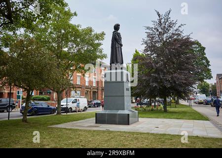 St Peters Hill Green, Grantham, Lincolnshire. The Statue of Margaret Thatcher in bronze, immortalizes the esteemed former Prime Minister. Stock Photo