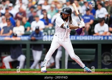 Seattle Mariners' J.P. Crawford looks on during batting practice before a  baseball game against the Pittsburgh Pirates, Friday, May 26, 2023, in  Seattle. (AP Photo/Lindsey Wasson Stock Photo - Alamy