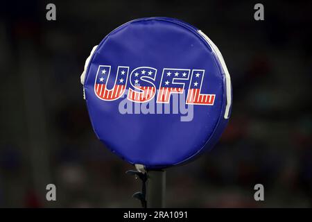 BIRMINGHAM, AL - JUNE 25: A general view of the New Orleans Breakers helmet  during the USFL playoff game between the Birmingham Stallions and the New  Orleans Breakers on June 25, 2023