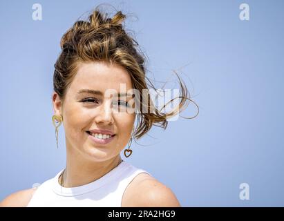 THE HAGUE - Princess Alexia on the Zuiderstrand during the traditional photo session of the royal family. ANP REMKO DE WAAL netherlands out - belgium out Stock Photo