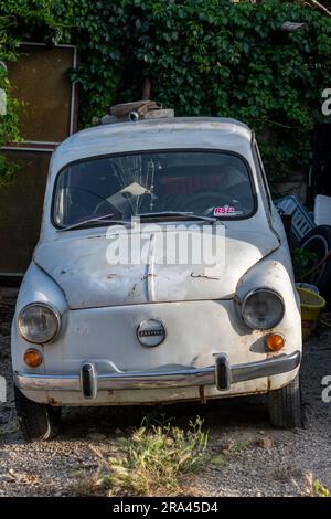 Old fiat car in scrap hi-res stock photography and images - Alamy