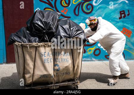 Seattle, USA. 22 Jun, 2023. Abandoned building clean up on 2nd and Pike street. Stock Photo