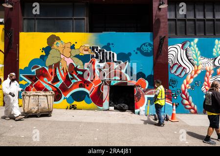 Seattle, USA. 22 Jun, 2023. Abandoned building clean up on 2nd and Pike street. Stock Photo