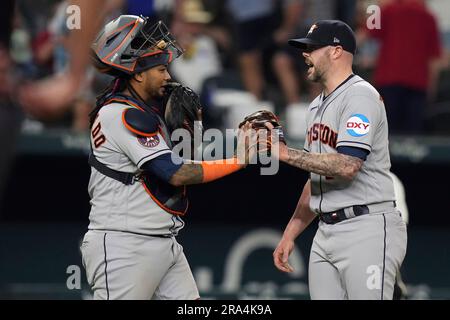 Houston Astros closer Ryan Pressly delivers during the ninth