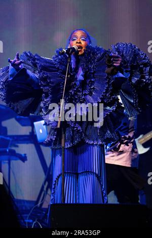 lauryn-hill-performs-at-the-