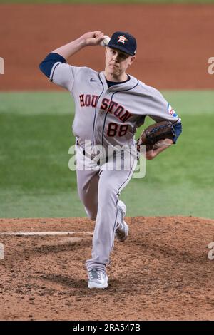 Astros pitcher Ryan Pressly idolized Rangers legend growing up