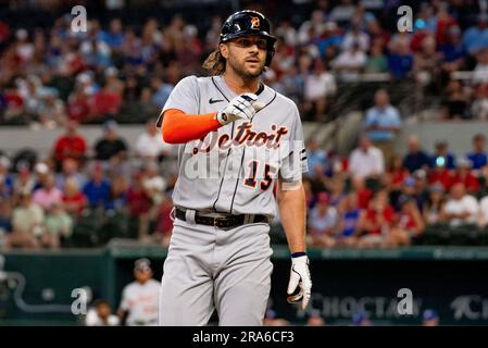 Jake Marisnick gets two hits, RBI in Tigers debut