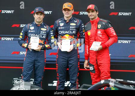 Spielberg, Austria. July 1st 2023. Formula 1 Rolex Austrian Grand Prix at Red Bull Ring, Austria. Sprint Race Pictured: (L-P) Sergio Perez (MEX) and Max Verstappen (NLD) of Oracle Red Bull Racing, Carlos Sainz (SPA) of Scuderia Ferrari     © Piotr Zajac/Alamy Live News Stock Photo