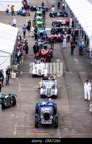 24 Heures Du Mans 1932 Jean Sabipa Et Odette Siko Stock Photo Alamy 24-heures-du-mans-1932-jean-sabipa-et-odette-siko-stock-photo-alamy