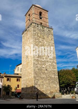 The bell tower of the Cathedral of San Secondiano, Chiusi Stock Photo