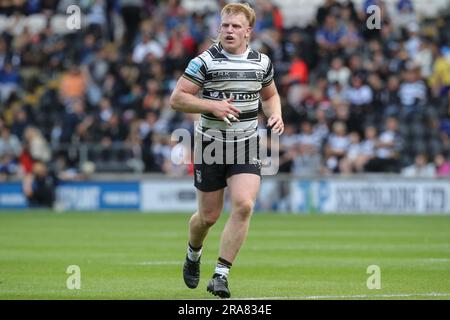 Brad Fash #13 of Hull FC during the Betfred Super League Round 17 Hull FC vs Catalans Dragons at MKM Stadium, Hull, United Kingdom, 1st July 2023  (Photo by James Heaton/News Images) Stock Photo