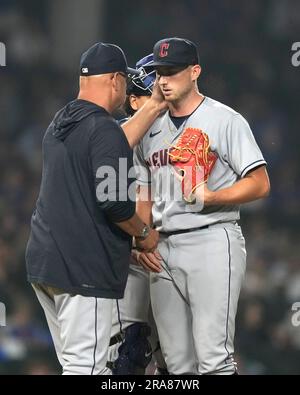 Cleveland Guardians manager Terry Francona gets introduced before a  baseball game against the Seattle Mariners, Friday, April 7, 2023, in  Cleveland. (AP Photo/Ron Schwane Stock Photo - Alamy