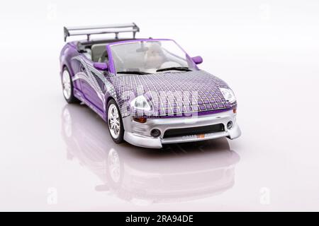 ミニカー FAST&FURIOUS Mitsubishi Eclipse Spyder 86210_1.jpg