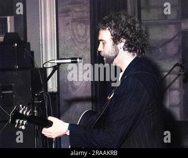 John Martyn (1948-2009), singer, songwriter and guitarist, in concert at the St Ives September Festival, Cornwall.     Date: 1980 Stock Photo