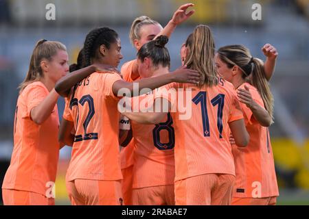 KERKRADE - The Netherlands celebrates the 3-0 of Lineth Beerensteyn of the Netherlands during the friendly international match between the Netherlands and Belgium at the Parkstad Limburg Stadium on July 2, 2023 in Kerkrade, the Netherlands. The Orange Lionesses are preparing for the World Cup in Australia and New Zealand. ANP GERRIT VAN KOLOLEN Stock Photo