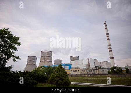 Varash, Ukraine. 01st July, 2023. Ukrainian Rivne civilian nuclear power plant, July 1, 2023 in Varash, Rivne Oblast, Ukraine. Volodymyr Zelenskyy visited the plant and warned that Russia is planning on causing a nuclear accident at the Zaporizhzhia Nuclear Power Plant which has been under Russian control since the start of the invasion. Credit: Pool Photo/Ukrainian Presidential Press Office/Alamy Live News Stock Photo