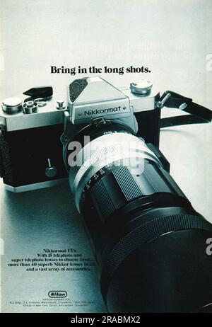 Nikon Nikkormat FTn photocamera advert in a Natgeo magazine December 1974 Stock Photo