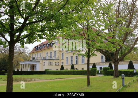 Schloss Castle Hasenwinkel Hotel in Bibow, Mecklenburg-Vorpommern in Germany Stock Photo