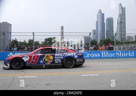 The race cars do laps on the course of the NASCAR Cup Series Chicago Street Race in downtown Chicago on June 2, 2023. This is day 2 of the racing series and is a 2.2-mile stretch of track and 100 laps. This is NASCAR'S 75th anniversary and the first street race contested in the NASCAR Cup Series, and features the Chicago Skyline and Lake Michigan as its backdrop. (Photo By: Alexandra Buxbaum/Sipa USA) Credit: Sipa USA/Alamy Live News Stock Photo