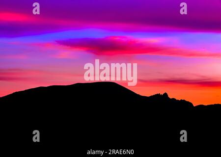 sunrise over sleeping giant mountain near helena, montana Stock Photo