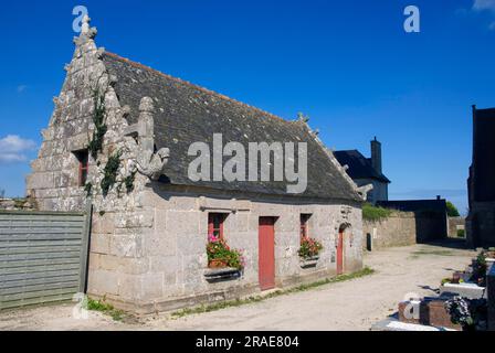 Chapel in cemetery, Goulven, Finistere, Cote des Abers, Brittany, France Stock Photo