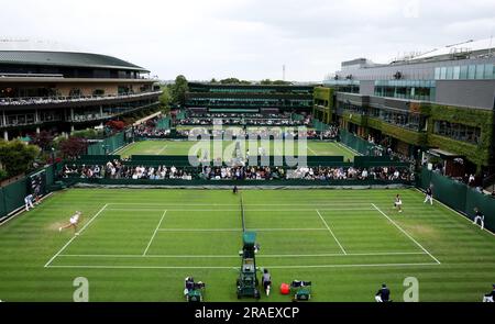 London, UK. 3rd July, 2023. Photo taken on July 3, 2023 shows the competition site at Wimbledon Tennis Championship in London, Britain. Credit: Li Ying/Xinhua/Alamy Live News Stock Photo