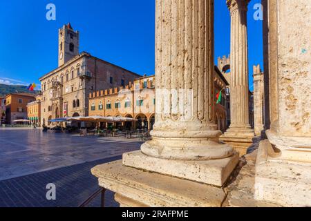 Piazza del Popolo, Ascoli Piceno, Marche, Italy Stock Photo