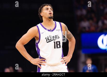Sacramento, CA, USA. 3rd July, 2023. Sacramento Kings Jalen Swanson waits for play to start during the California Classic Summer League at Golden 1 Center Monday, July 3, 2023 in Sacramento. (Credit Image: © Paul Kitagaki Jr./ZUMA Press Wire) EDITORIAL USAGE ONLY! Not for Commercial USAGE! Stock Photo