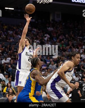 Sacramento, CA, USA. 3rd July, 2023. Sacramento Kings Colby Jones shoots a basket during the California Classic Summer League at Golden 1 Center Monday, July 3, 2023 in Sacramento. (Credit Image: © Paul Kitagaki Jr./ZUMA Press Wire) EDITORIAL USAGE ONLY! Not for Commercial USAGE! Stock Photo