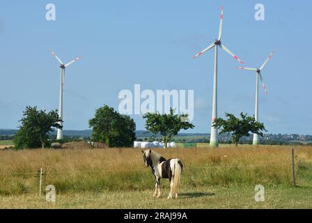 Windmill Windrad Windmuehle Windkraft Stock Photo - Alamy
