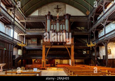 Church Saint-Jean-Baptiste (Basque: San Joan Bataiatzailearen eliza is Roman Catholic church in the commune of Saint-Jean-de-Luz,  French department o Stock Photo