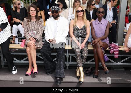 Photo : Charlotte Casiraghi, Kendrick Lamar, Vanessa Paradis et Lupita  Nyong'o - Front row du défilé de mode Chanel collection Haute Couture  Automne-Hiver 2023-2024 lors de la Fashion Week de Paris. Le