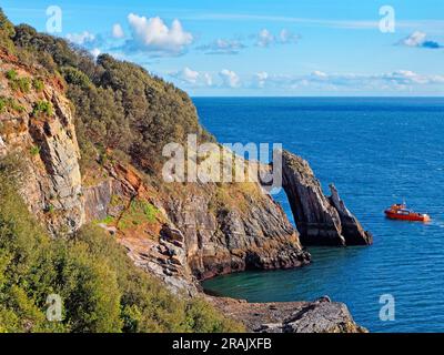 UK, Devon, Torbay, Torquay, London Bridge ( Natural Arch ) Stock Photo